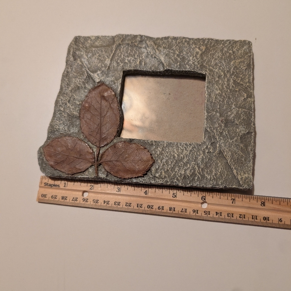 Rustic Resin Picture Frame - Picture 5 of 7